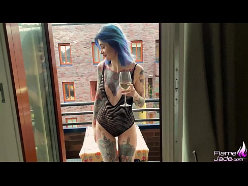 ❤️ Geweldich famke sûget mei in gulp en neukt hertstochtlik ûnder de iepen loft ️❌ Kwaliteitsseks op fy.xlxxporno.ru ❌️